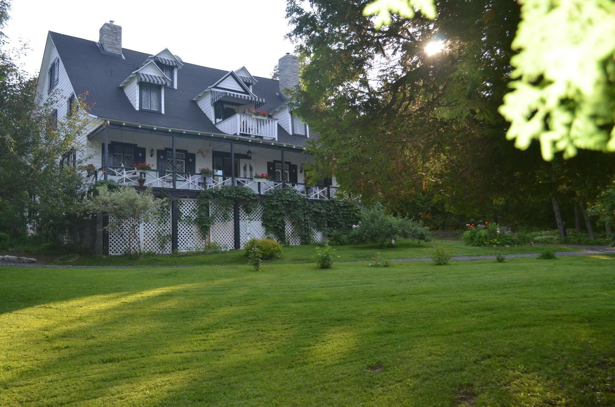 Auberge La Chatelaine La Malbaie Eksteriør billede